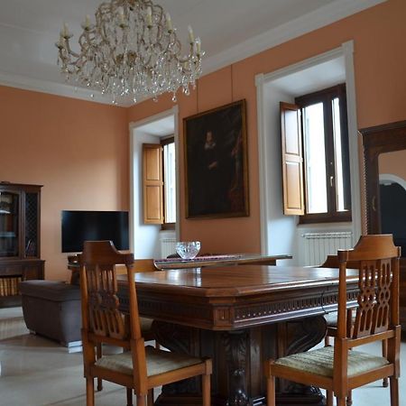 Elegante Appartamento Nel Centro Di Roma Extérieur photo