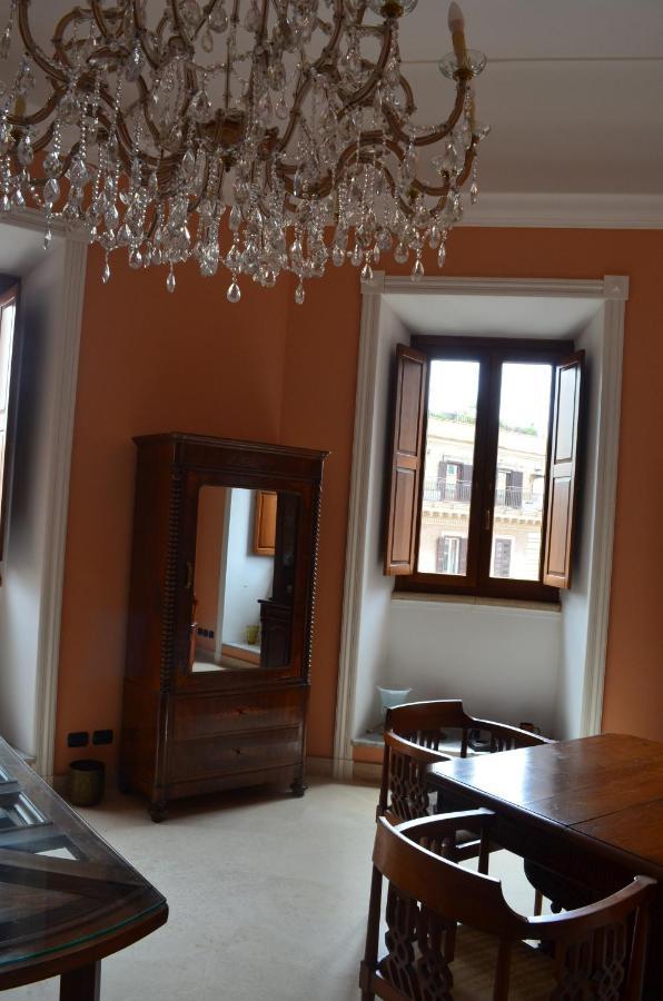 Elegante Appartamento Nel Centro Di Roma Extérieur photo
