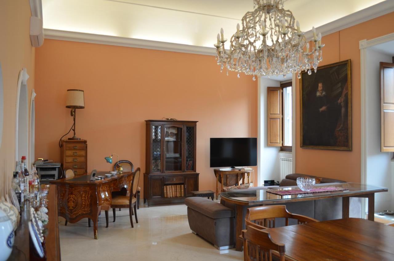Elegante Appartamento Nel Centro Di Roma Extérieur photo