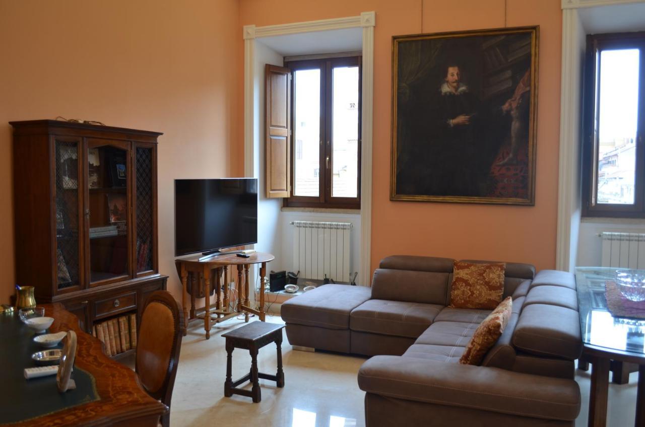 Elegante Appartamento Nel Centro Di Roma Extérieur photo
